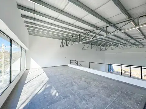 VENTA/PERMUTA -  Amplio Local Comercial  sobre ruta 9 - Country Profesional, Funes