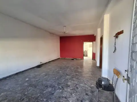 Depto Tipo Casa en Venta 50 años