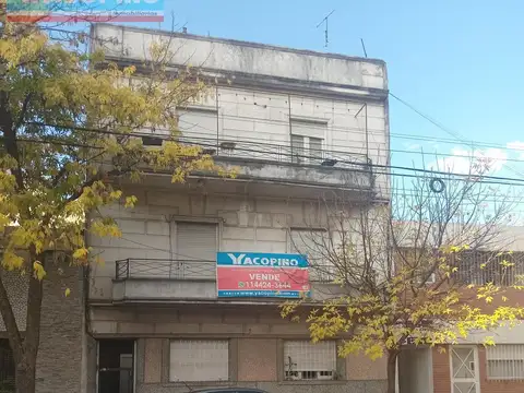Depto Tipo Casa 2 ambientes con 1 baño