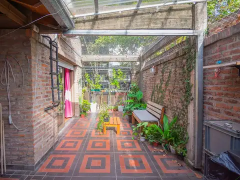 Depto Tipo Casa en Venta 31 años