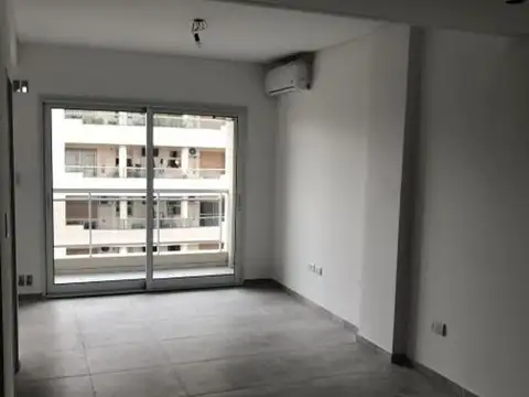 Departamento en Alquiler en Banfield, $ 550.000