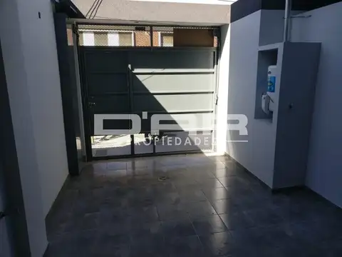 Alquiler Monoambiente Divisible Con Patio/cochera - Saavedra 3200