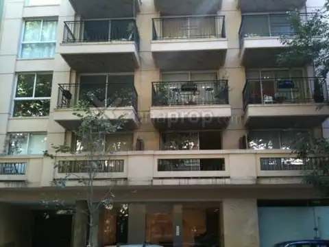 EXCELENTE COCHERA FIJA CUBIERTA Beruti 3400 - Palermo - Capital Federal