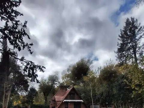 Alquiler hermosa casa en parque leloir