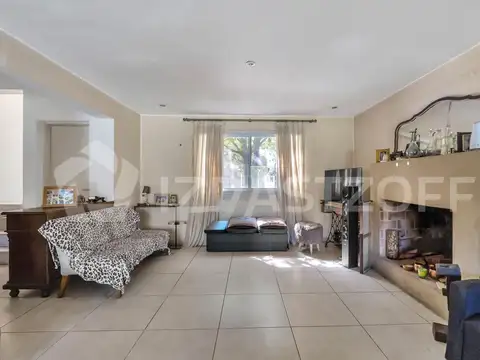 Casa en Venta en Las Orquideas, USD 260.000