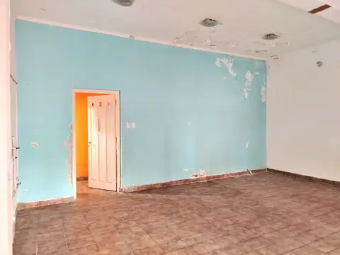 Local en Venta en Las Avenidas, USD 91.000