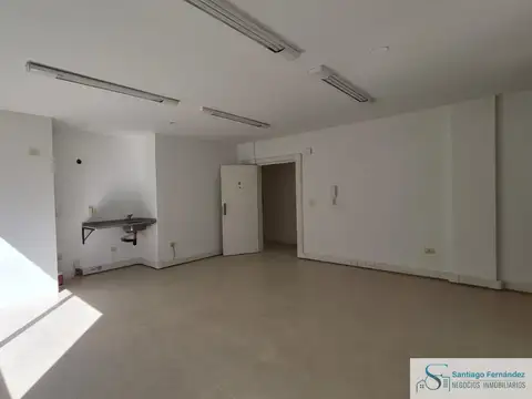 Oficina en Alquiler en Pilar, $ 720.000