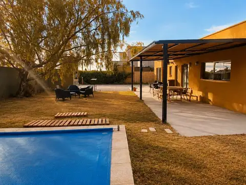 Venta casa La Yaya El Challao Mendoza con Pileta