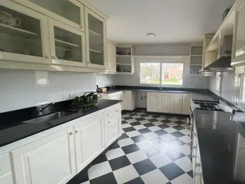 Casa en Venta Barrio Ayres de Pilar