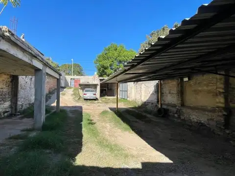 ALQUILER DE TERRENO CON COCHERAS B ALTAMIRA