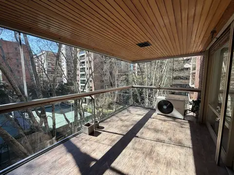 Venta – 4 ambientes – Departamento en Torre Aisenson – Belgrano – Balcón, 3 cocheras y amenities