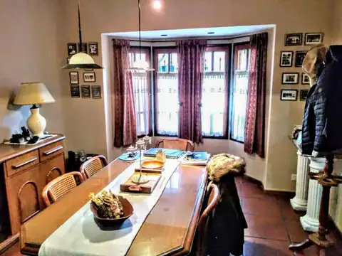 VENTA CASA TRIPLEX EN VILLA LUGANO