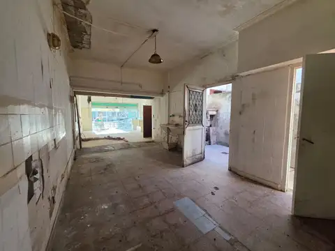 Local en Venta en San José, USD 85.000