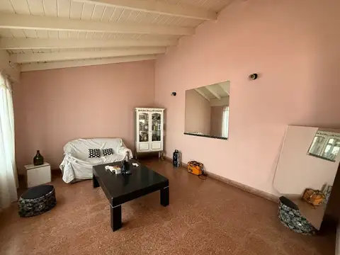 Local en Venta en Bernal, USD 250.000