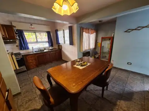 Casa en Venta en Lanús, USD 105.000