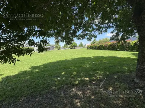 Terreno en Venta 20  mts Frente