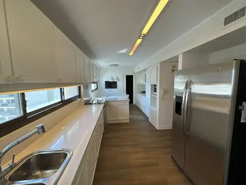 Departamento en Venta con 2 cocheras