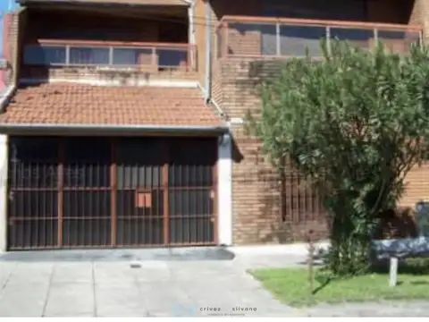 Alquiler de Casa 5 amb  en el barrio de Saavedra.