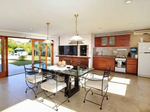Casa en Venta de 5 dormitorios
