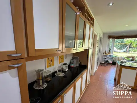 Casa en Venta con 5 cocheras