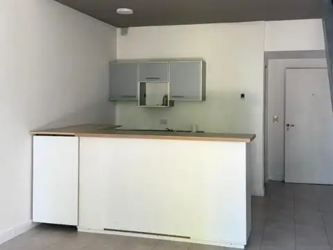 Ayres Loft, Los Crisantemos 400
