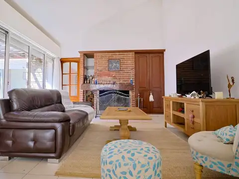 Casa en Venta en Las Piedras, USD 290.000