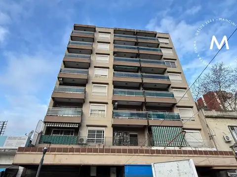 Av. San Martin 2480, 7° "D" - Caseros Centro