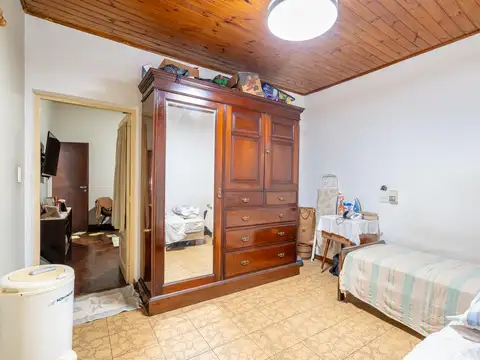 CASA EN VENTA EN MUNRO GRAN LOTE PROPIO