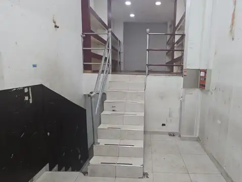 LOCAL EN ALQUILER ONCE ZONA COMERCIAL