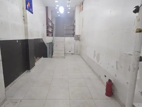 Local en Alquiler en Balvanera, USD 7.000