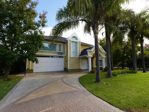 Casa en Venta de 4 dormitorios