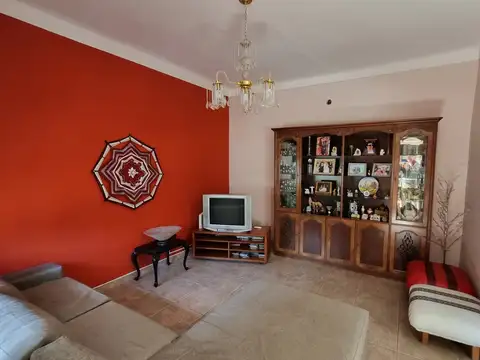 Casa en venta en Castelar Sur