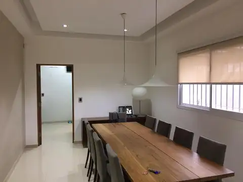 Casa en Venta en Marcos Paz, USD 250.000