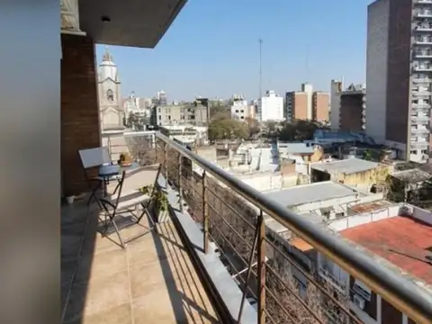 DEPARTAMENTO A LA VENTA - CÉNTRICO