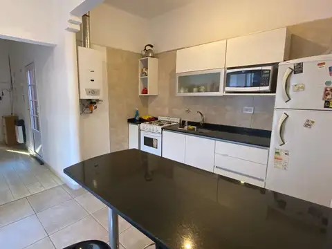 Depto Tipo Casa 5 ambientes con 1 baño