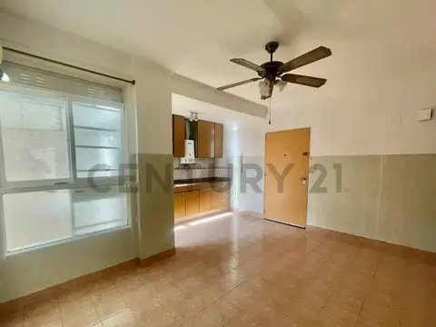 VENTA DEPARTAMENTO 3 - 4 AMBIENTES + ESCRITORIO POMPEYA 2 PATIOS  APTO CREDITO O