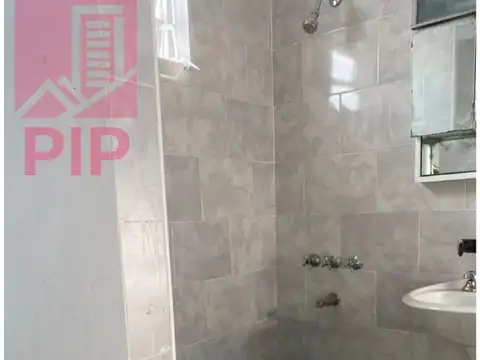 Depto Tipo Casa en Venta al Este