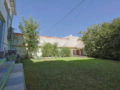 Local en Venta en San Carlos, USD 450.000