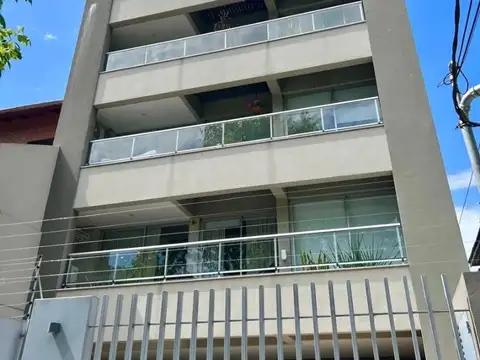 Departamento 3 ambientes con cochera,  Florida