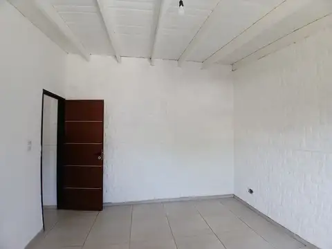 Depto Tipo Casa en Alquiler de 2 ambientes