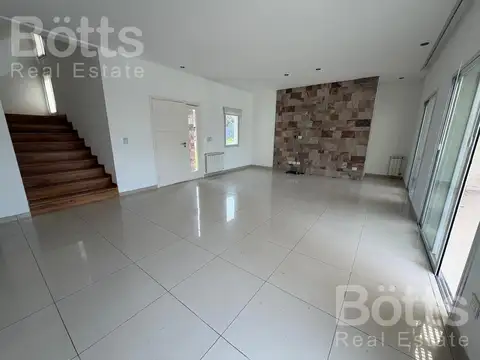 Casa en Alquiler en La Cesarina, USD 1.700