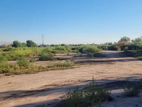 VENTA de TERRENO 2021 m² con doble acceso POTENCIA