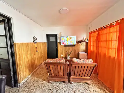Casa 3 ambientes con 1 baño