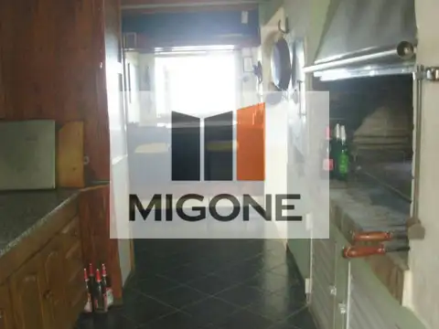 Casa 4 ambientes con 3 baños