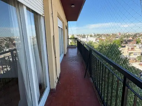 Departamento 3 ambientes Luminoso! al frente