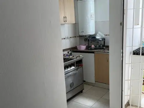 VENTA MONOAMBIENTE CON 2 BALCONES Y COCINA SEPARADA-APTO PRIMERA ESCRITURA–CON RENTA HASTA 11-26