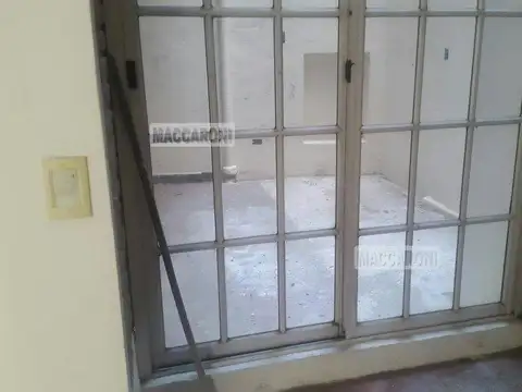 Local en Alquiler en Floresta, $ 1.100.000