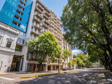 Avenida Caseros 700