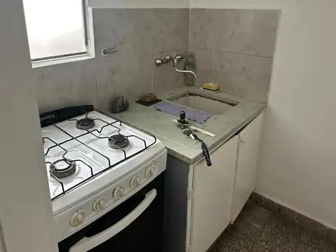 Depto Tipo Casa en Alquiler de 1 dormitorio