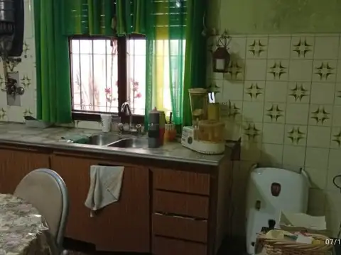 Depto Tipo Casa 4 ambientes con 1 baño